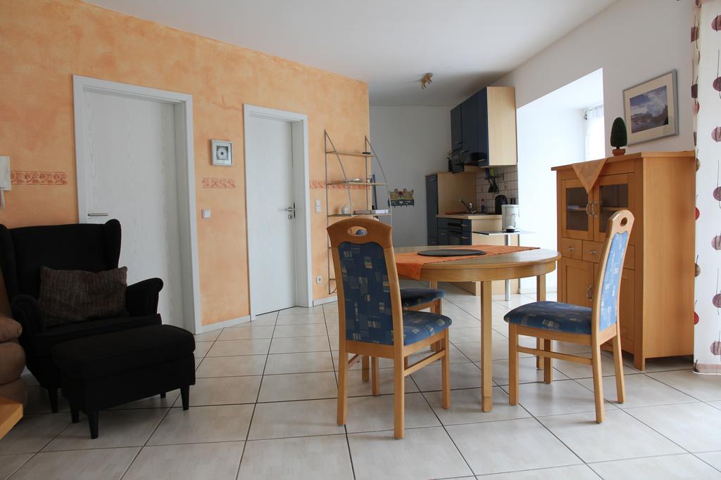 Cafe Klering Apartman Briedern Kültér fotó